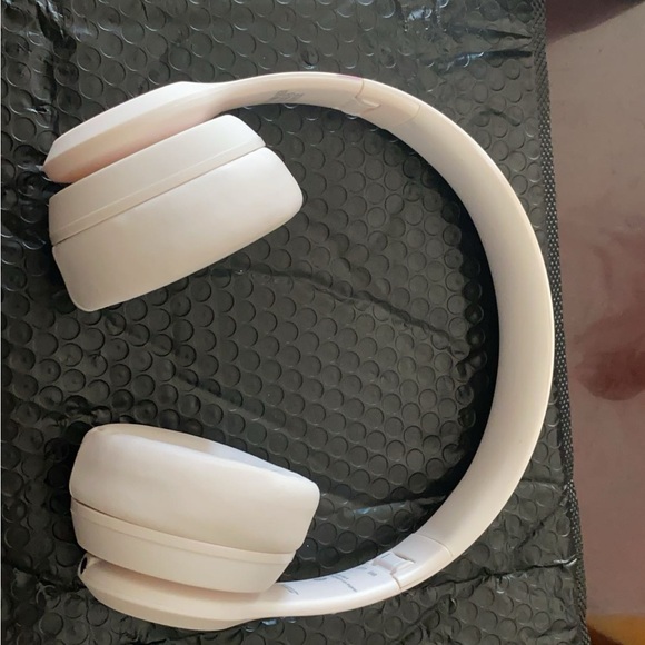 beats solo 4